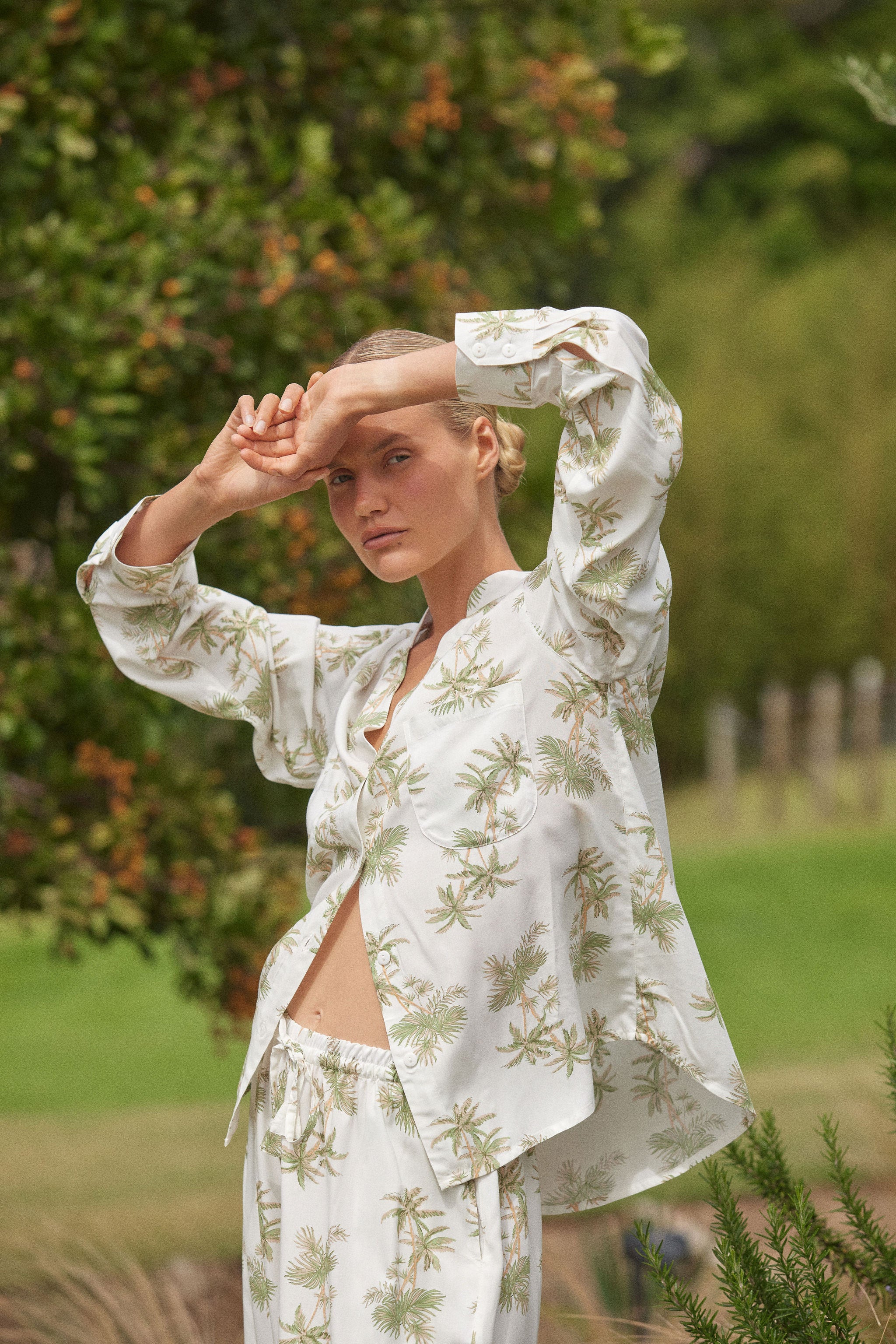 Maggie Pyjama Set - Long - Vintage Palm - Olive - Image 7